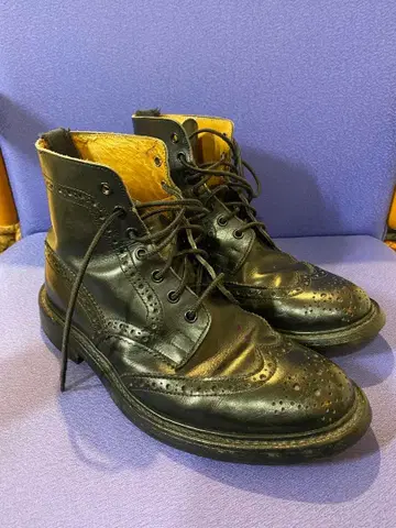 [ 새상품급 ] Tricker's 컨트리 부츠 윙팁 블랙