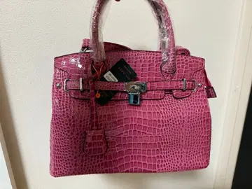 크로커다일풍 핑크 핸드백 택 포함