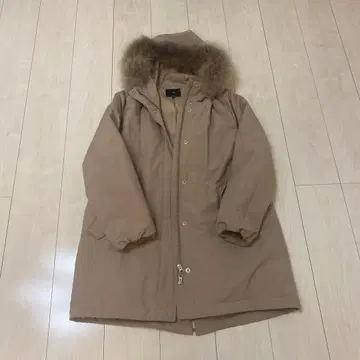 23구 베이지 모즈 코트 40