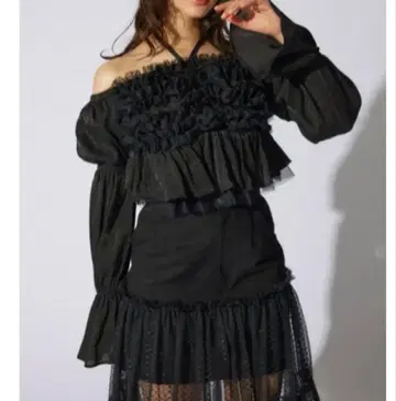 rienda 프릴 오프숄더 블라우스