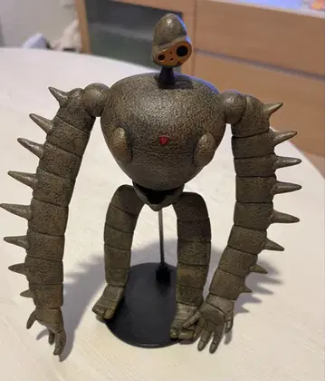 지브리 라퓨타 로봇 병 피규어