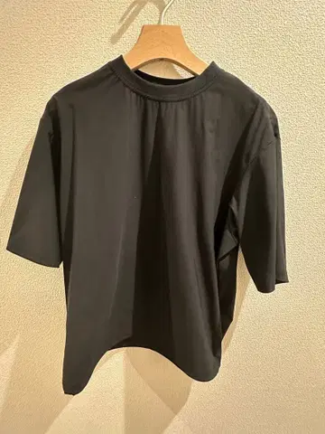 어반 리서치 FREEZY 블랙/그린 2장 세트 T셔츠 M 사이즈