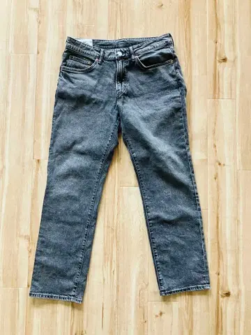 H&M 레귤러 핏 블랙 그레이