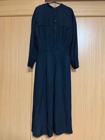 새상품급 슬림 미라인 롱 원피스 블랙 뒷밴딩 36 셔츠 원피스