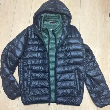 후드 부착 다운 자켓 블랙/그린