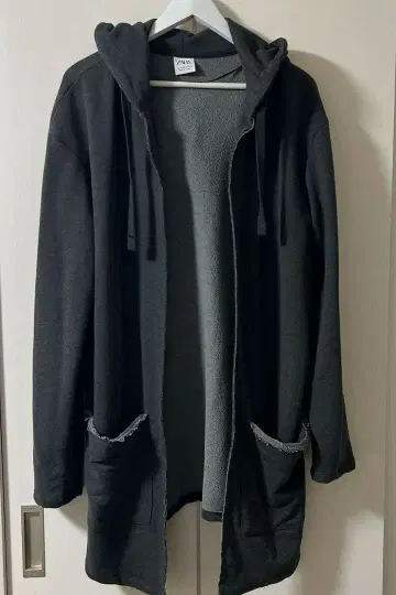 [ 미사용 ] ZARA 후드 부착 코트 다크 그레이 사이즈 M