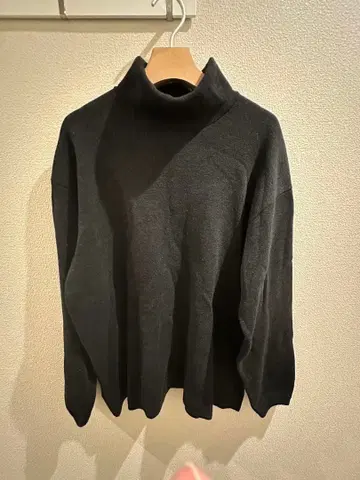 WYM 블랙 터틀넥 니트 2개 세트