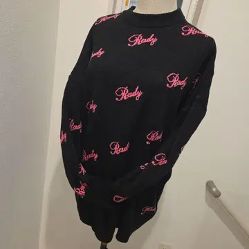 Rady 로고 긴팔 니트 17