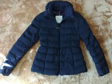 MONCLER 네이비 다운 자켓