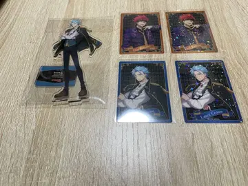 매쉬 크라운 아크릴 스탠드