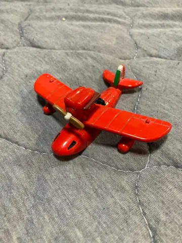 붉은 돼지 비행기형 미니카 박스 포함