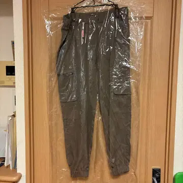 바나나리퍼블릭 카고 팬츠 올리브 클리닝 완료