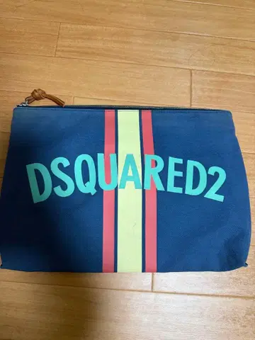 DSQUARED2 네이비 스트라이프 클러치백