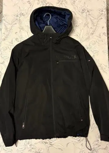 TOMMY HILFIGER 남성용 패딩 자켓 L 블랙 발수 사양 새상품급