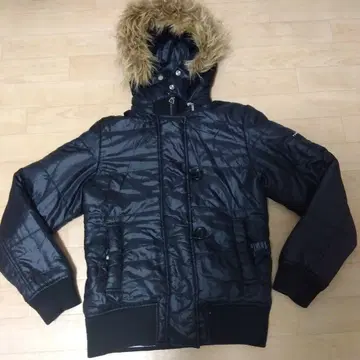 TOMMY HILFIGER 블랙 다운 리버서블 자켓