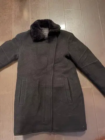 theory 블랙 퍼 코트 S/P