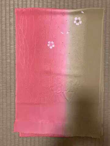 오비 장식 천 핑크와 그린 벚꽃 패턴