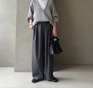 ina 이나 뒷밴딩 앞턱 슬랙스 팬츠 우디 하우스