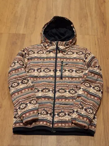 민족풍 후드 부착 다운 자켓