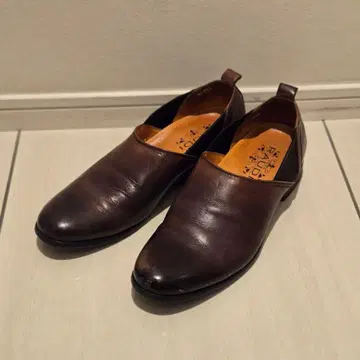 Raudi 라우디 다크 브라운 가죽 슬립온