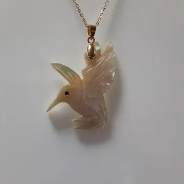 야광 조개 [ 작은 새 벌새 ] 목걸이.