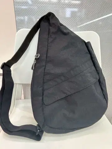 THE HEALTHY BACK BAG 헬시백백 나일론 블랙