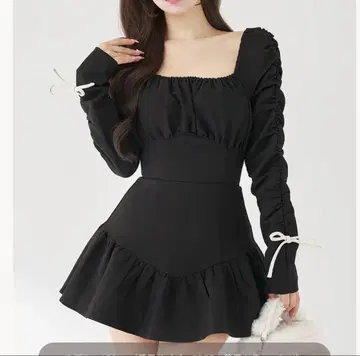 다리치 스퀘어넥 개더 미니 원피스 블랙 FL