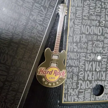 하드 록 카페(Hard Rock Cafe) 뭄바이 핀