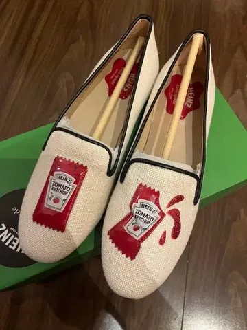 새상품 HEINZ x kate spade 플랫슈즈 size7