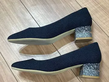 Artemis by DIANA 네이비 펌프스