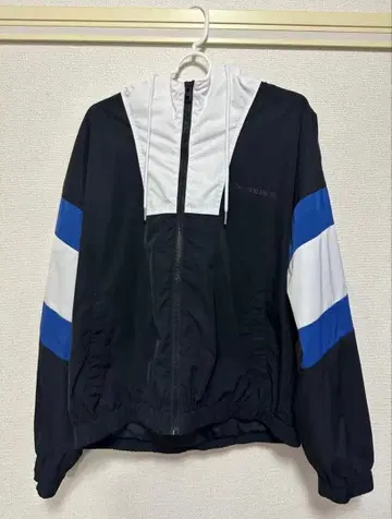 CALVIN KLEIN JEANS 후드 부착 나일론 자켓 S