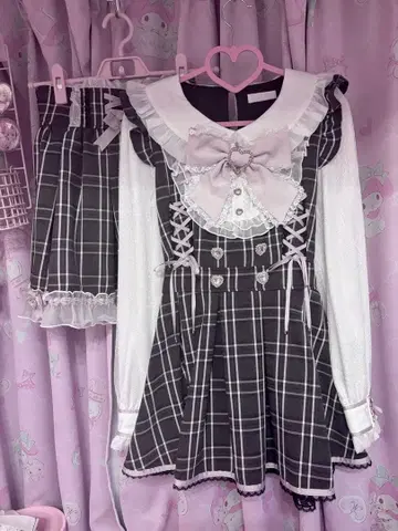 리즈리사 프릴 요크 리본 셋업 지뢰계