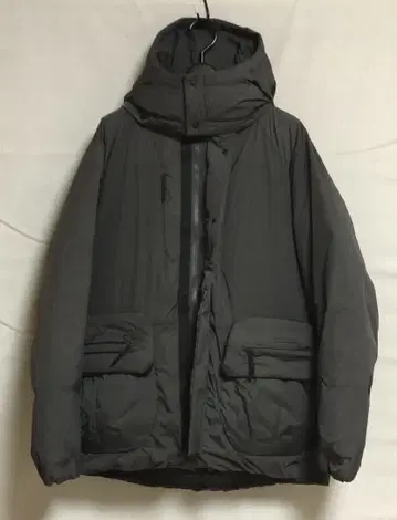 알크 피닉스 다운 자켓 M Trash bags