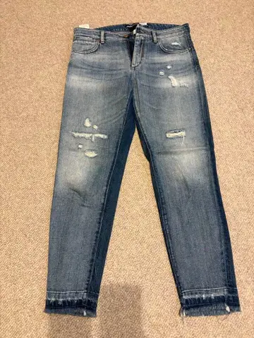 SPORT MAX 스포츠 맥스 데미지 가공 스키니 청바지