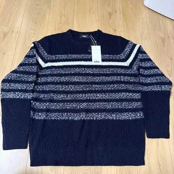 AZUL 네이비 스트라이프 니트 스웨터