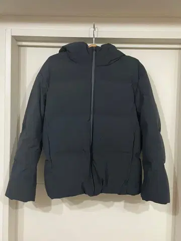 [ UNIQLO ] 심리스 다운 후드티 WOMEN L