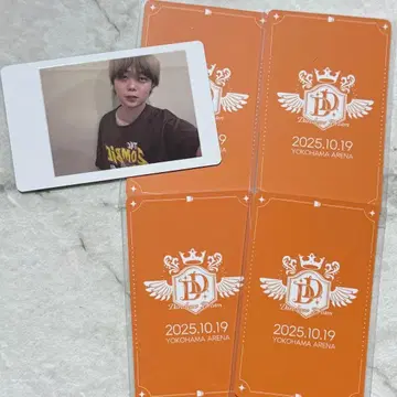 아즈 하피카 트레이딩 카드 폴라로이드