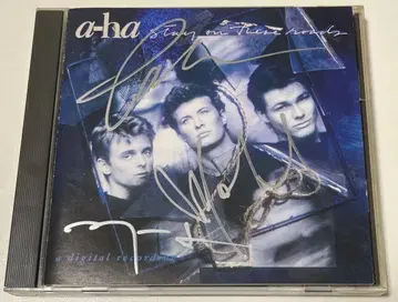 a-ha Stay On These Roads 사인 포함 CD