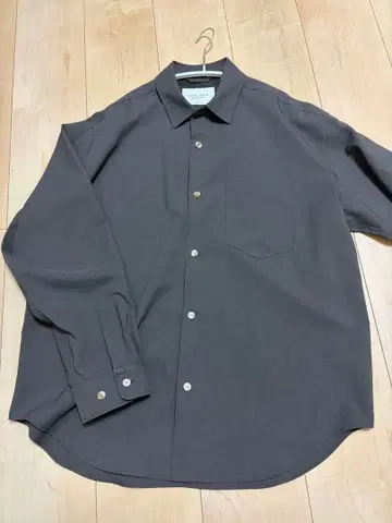 PUBLIC TOKYO 컴포트 릴랙스 셔츠 다크 브라운 00