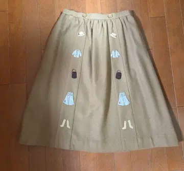 사록 SALOCK 스커트