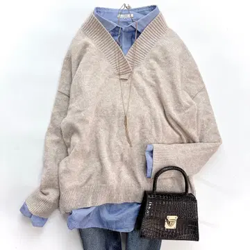 23구 울 캐시미어 니트 V넥 38 베이지 계열 온워드 카시야마