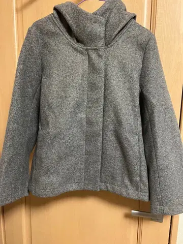 후드 부착 숏 기장 코트 ( M )