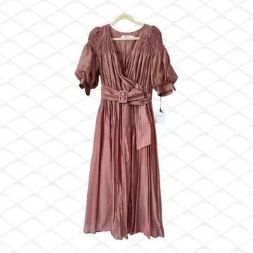 [택 포함] Herlipto Airy Volume Sleeve Dress