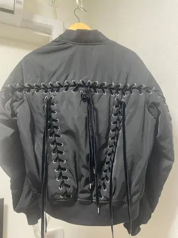 g.v.g.v. 레이스업 블루종