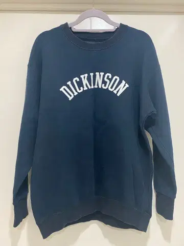 MICA & DEAL 트레이닝복