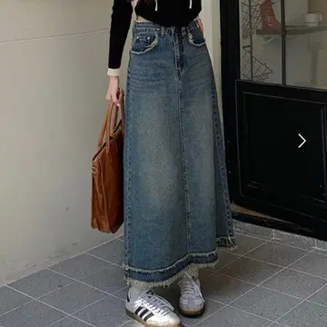 새상품급 HALEY PESCA 빈티지 가공 롱 데님 스커트