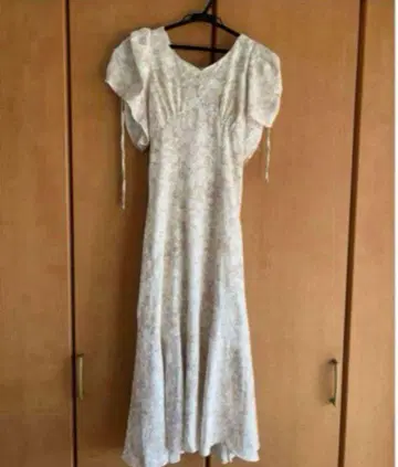 SNIDEL Sustainable 바리에 프린트 원피스 베이지