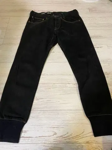 Paul Smith 블랙 데님 리브 밑단