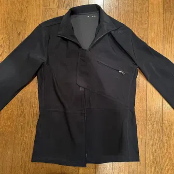 EMPORIO ARMANI 블랙 테일러드 자켓