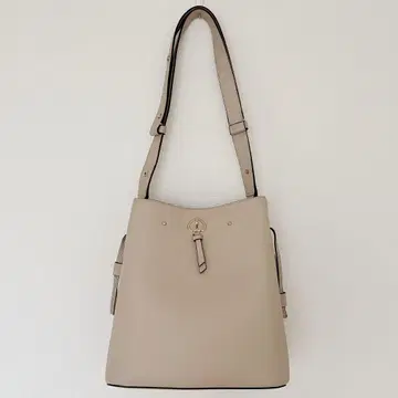 케이트 스페이드 마티 스몰 버킷 2way 가죽 그레이지 2회 사용